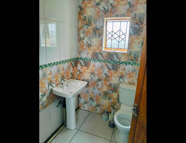 20 BEDROOM HOUSE FOR SALE IN PHOMOLONG